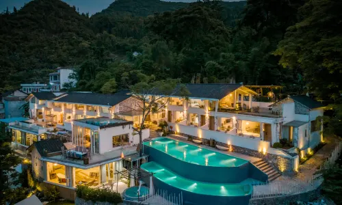 Wanfenglin Rongsu Resort&Spa