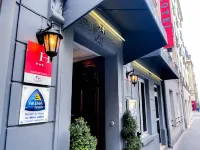 Splendid Hotel Paris Hotels near Saint-Lambert Square