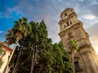 هوتل فينشي لاريوس ديز Hotels near شاطئ غوادالورس