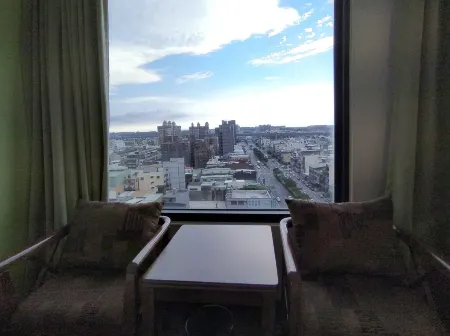 Hotel-J Отели рядом со станцией Станция Китай