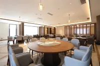 Qiqushan Hotel Hotels in Zitong