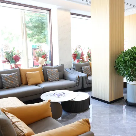Dong Fang Hotel