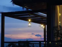 Earthly Teauage Homestay - balcony