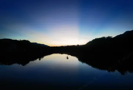 HuPan hotel Отели рядом с достопримечательностью «Xiandaohu Xianhu Gallery»