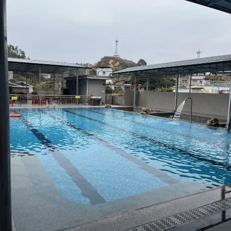 Heping Fuxin Hot Spring Hotel