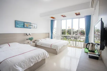 Xinyi Hotel B&B (Qiaogang Beihai International Passenger Terminal) Отели рядом с достопримечательностью «Guantouling Sightseeing Platform»