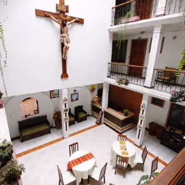 Aleros Hotel Boutique