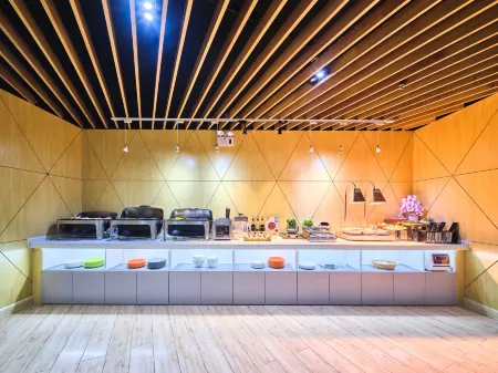 Homeinn Hotel (Qinhuangdao People's Park LeGou Mall)