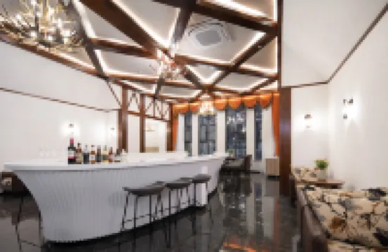 阿勒泰芳華漫記酒店