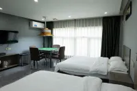 Juzibianjie Hotel Hotels near LIANG PIN PU ZI JIA YU XIN TIAN DE DIAN