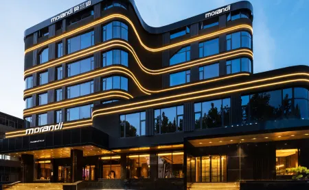 Morandi Hotel(Zibo Bagudajishanxianghui Store) Отели в г. Цзыбо