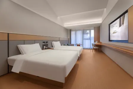 JI Hotel (Chizhou Qingyang Jiuhuashan Transfer Center) Отели рядом с достопримечательностью «Statue of Kṣitigarbha Bodhisattva»