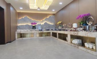Chengwu  Chenghu  Grand  Hotel