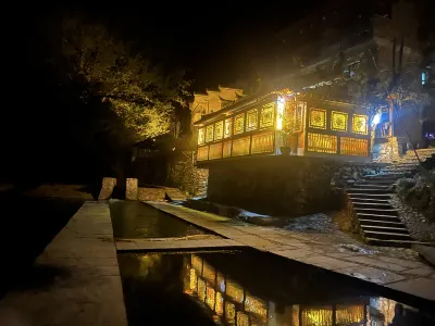 瑤裡大美河畔民宿 瑤裡古鎮風景區附近的飯店