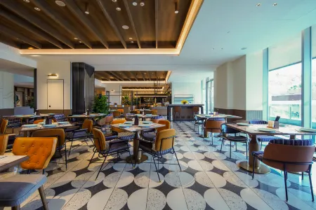 Artyzen Habitat Chongqing Отели рядом с достопримечательностью «Чунцинская долина радости»