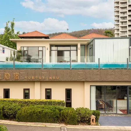 YUETUYINSU POOL GARDEN VILLA