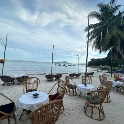 Koh Rong Home Stay Hotels near Koh Toch Beach