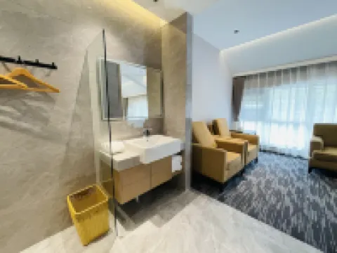 Wande Hotel Huzhou Hotels near Huzhou Movie Town (Louwailou Scenic Area)