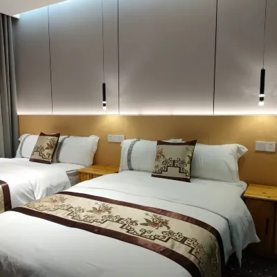 Xiushan Starlight Hotel