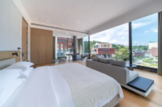 Rong she you ran Shu