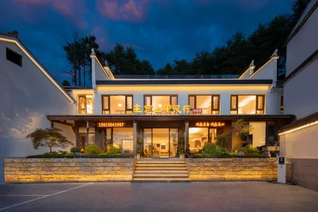 Sitting and Forgetting Mountain Homestay Отели рядом с достопримечательностью «Taibai Academy»