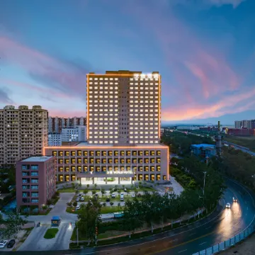 World Hotel (Cangzhou Qingxian Branch)