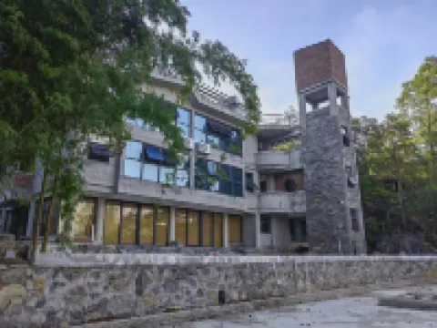 Bairan Pinqi Resort