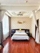 Huifeng Hotel, Urad Zhongqi
