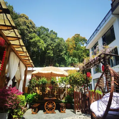 Guyue Inn Hotels near Fangdong Scenic Area