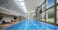Qinglong Mountain Yuelai Conference & Resort Hotel Hotels in Kang County