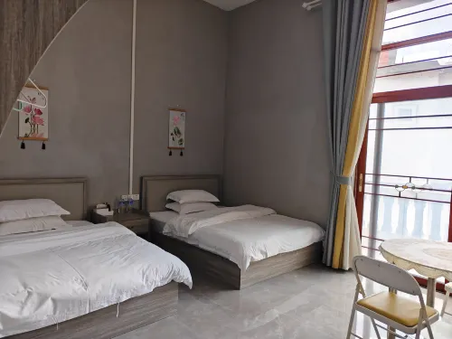 He Xiang night house - Parkplatz