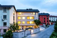 Taoye Residence Homestay - Rooftop Pools