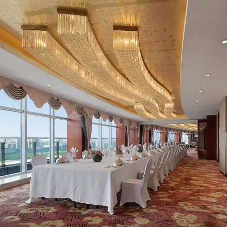 Swan Lake Hotel