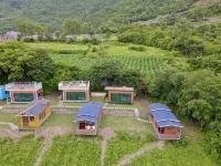 Dawa Gengza Yunzhongqi Starry Sky Hotel Hotels near Mount Dawagengzha