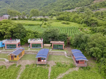 Dawa Gengza Yunzhongqi Starry Sky Hotel