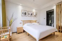 Wuzhen and Jujuanju Hotels in Tongxiang