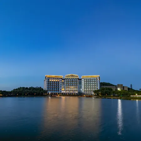 YIXING SHUIMO HENTIQUE RESORT