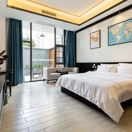 Yunti Hotel (Mengzi People's Hospital)