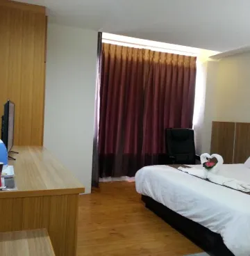 ห้องซูพีเรียร์ เตียงใหญ่ 1 เตียง