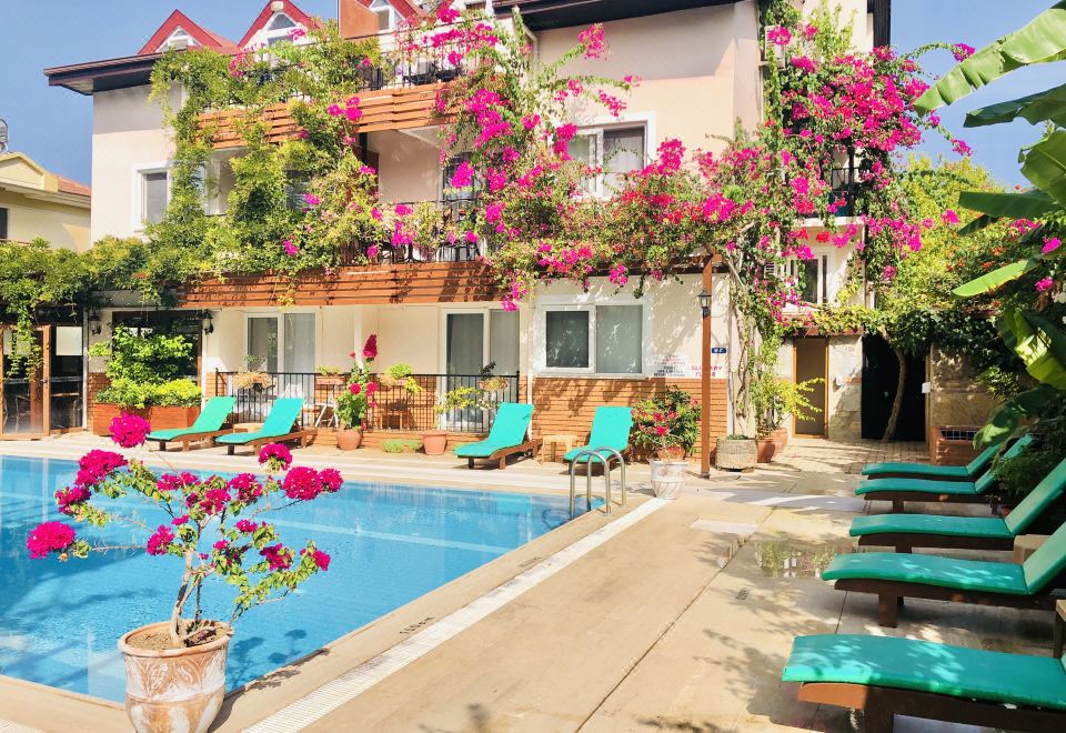 텐 아파트 호텔