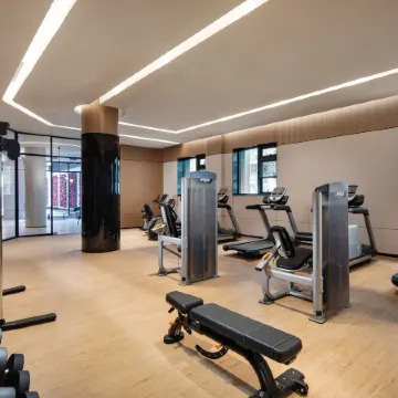 Holiday Inn SHANGHAI NANJING ROAD by IHG