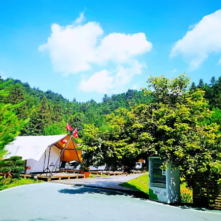 Xupu Qianli ancient village homestay