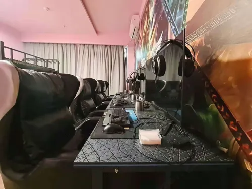 Bengbu Heihu E-sports Apartment