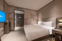 HanTing Hotel (Nantong International Exhibition Center) - 2-Star