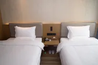 Shuncheng Business Travel Hotel