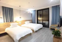 Hongyun Manor 밍웨만구춘(명월만고촌) 주변 호텔