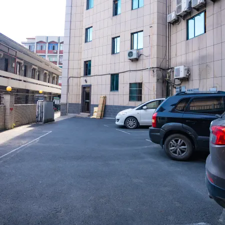 JING HOTEL Отели рядом с достопримечательностью «Shanhuling»