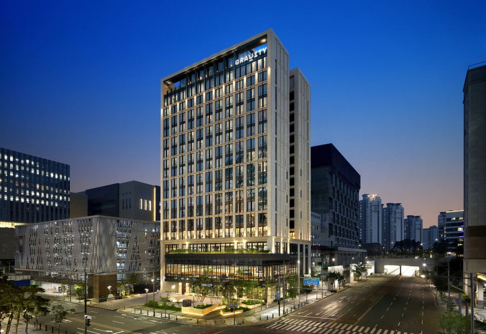 그래비티 판교 사진