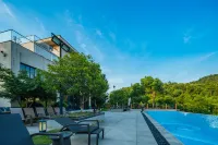 Huazhu Luxury · Yixing Xinran Bieyuan (Yunhu Scenic Area Store) - สระว่ายน้ำแบบอินฟินิตี้