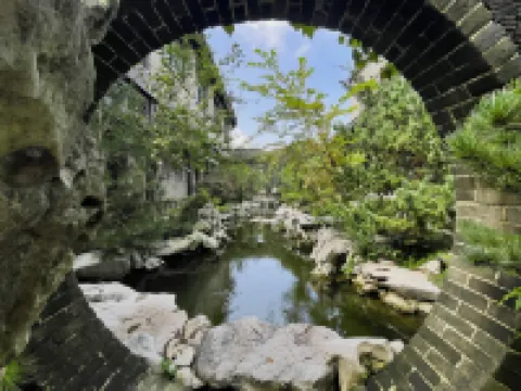 Longzhouyi Hotel
